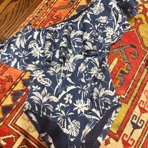 Encantadore swim Anthropologie size M